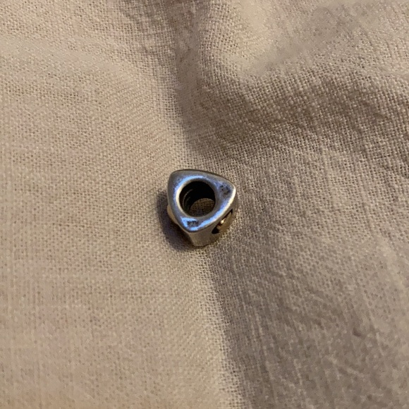 ✨PANDORA✨ heart of gold charm - Picture 2 of 2